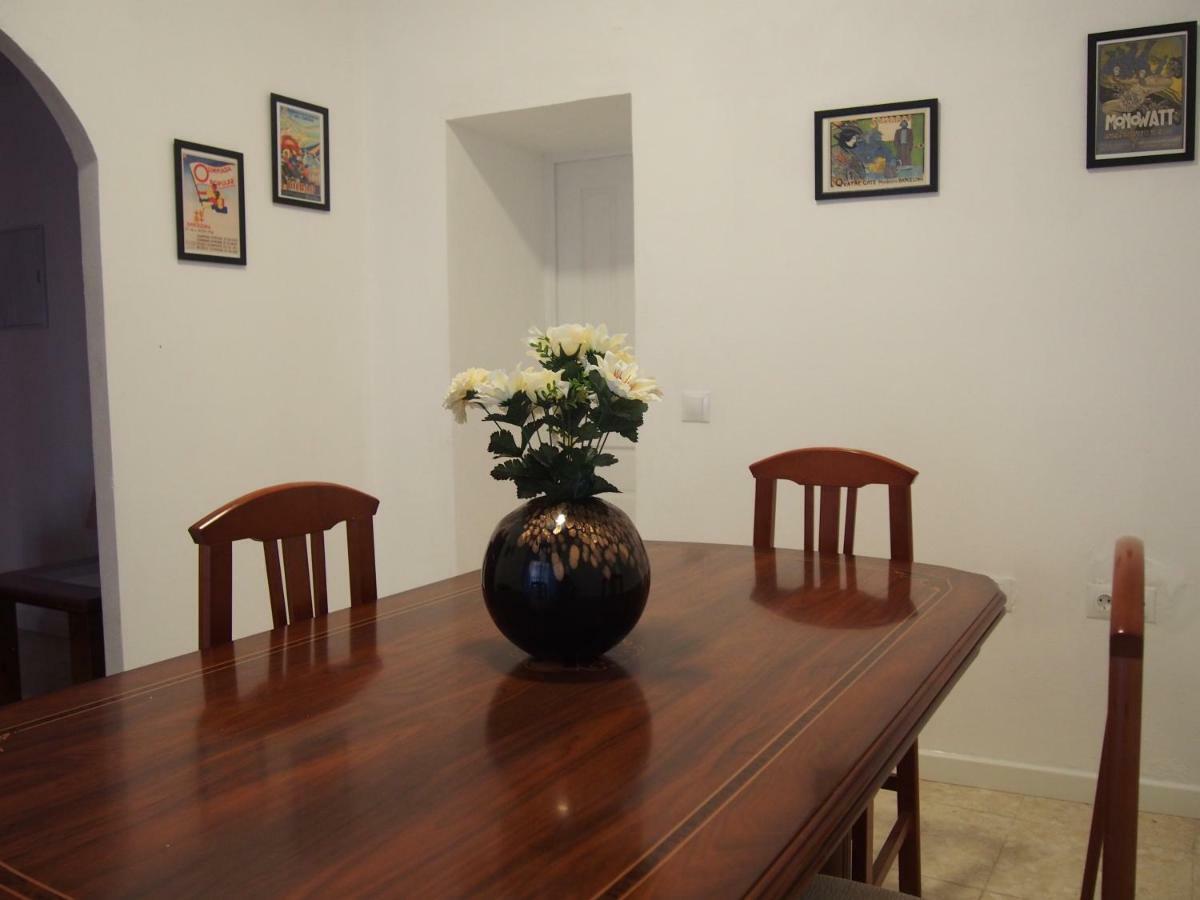 Apartament Casa Valientes A - Free Private Parking, Wifi & Ac
